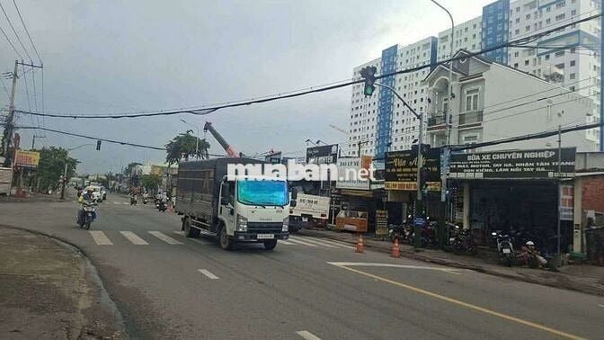 Cho thuê kho mặt tiền Dt743 C gần KCN Sóng Thần 2