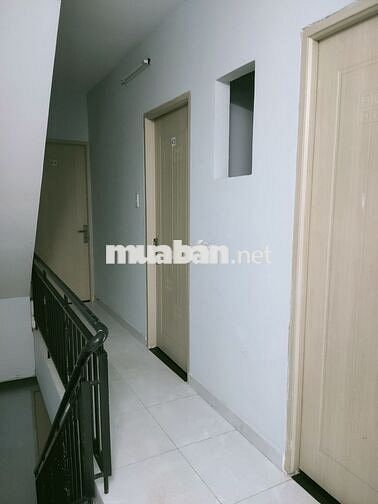 phòng trọ 20m2, wc riêng, wifi, máy giặt, để xe, chìa khóa riêng