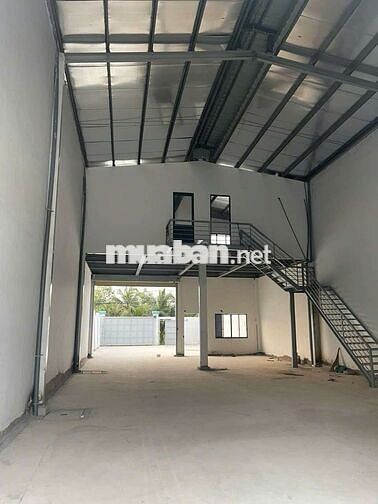 Cho thuê kho (700m) MT kinh A , có trạm điện 400kw