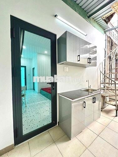 BAN CÔNG TÁCH BẾP FULL NỘI THẤT NGAY SÂN BAY TÂN SƠN NHẤT