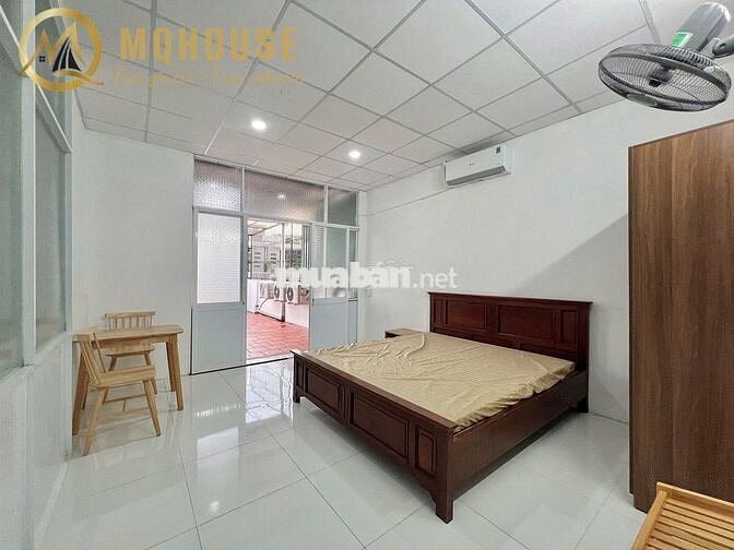CHDV -1PN-1WC - ban công, 40m2, nội thất - 5 triệu,160/92 Phan Huy Ích