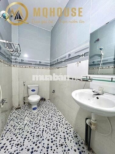 CHDV -1PN-1WC - ban công, 40m2, nội thất - 5 triệu,160/92 Phan Huy Ích