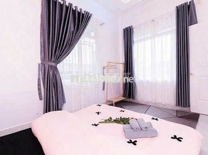 Cho thuê Villa Sân Vườn Nguyên Căn Mặt tiền Nam Hồ Phường 11 Đà Lạt