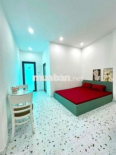 BAN CÔNG TÁCH BẾP FULL NỘI THẤT NGAY SÂN BAY TÂN SƠN NHẤT