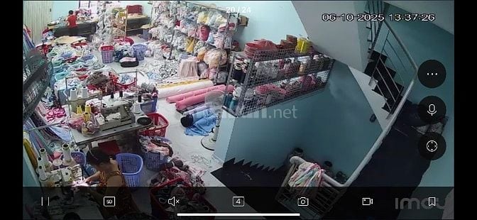 Xưởng may  cần tuyển thợ nữ vắt sổ 