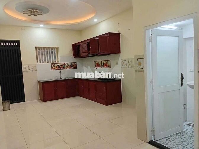 Sạch đẹp như hình 12 triệu/tháng
1 trệt 2 lầu, sân thượng thoáng mát