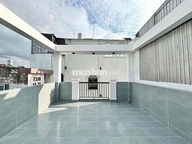 BÁN NHÀ HẺM XE HƠI - KẾ ĐẠI HỌC CÔNG NGHIỆP