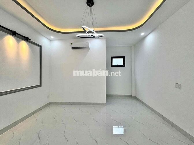 BÁN NHÀ HẺM XE HƠI - KẾ ĐẠI HỌC CÔNG NGHIỆP