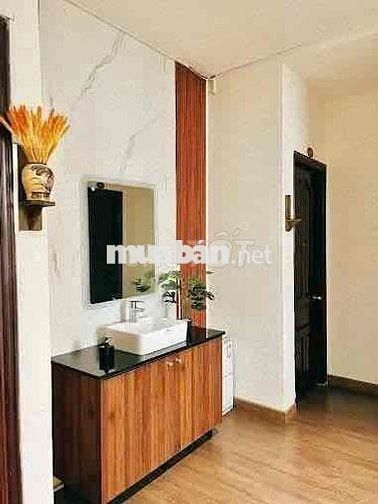 Siêu phẩm 506 Đường 3/2 Q10 NGANG 8M trệt 3 lầu giá 49tr