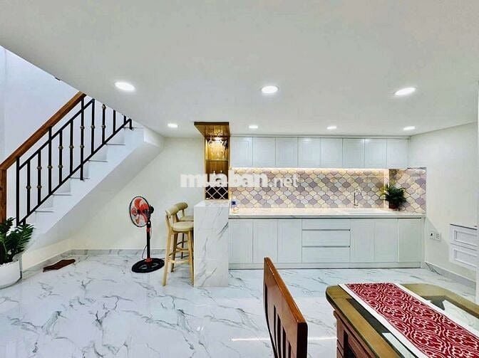 🔥🔥🔥 BÁN GẤP NHÀ TRUNG TÂM QUẬN 3  DT 36m2 – CHỈ 2 TỶ 890 TRIỆU