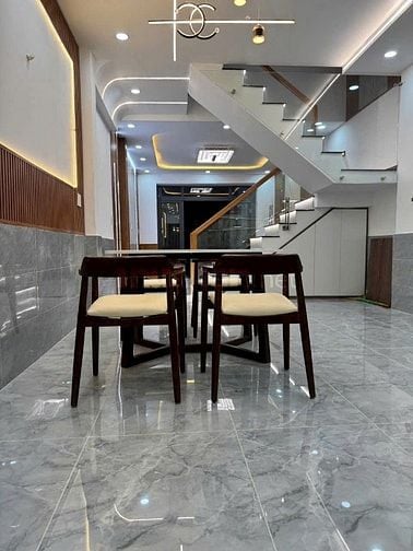 Nhà đẹp full nội thất trung chánh