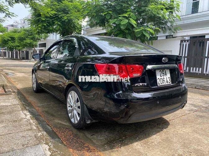 Kia Forte 2011 SX 1.6 AT - 11000 km