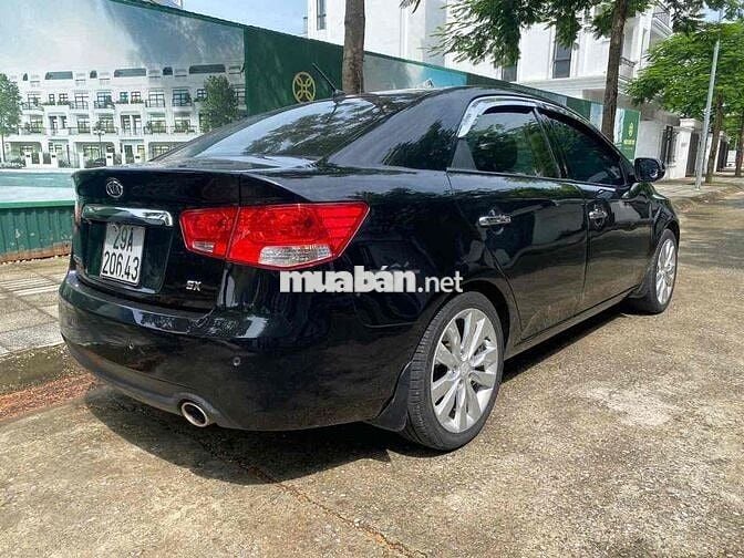 Kia Forte 2011 SX 1.6 AT - 11000 km