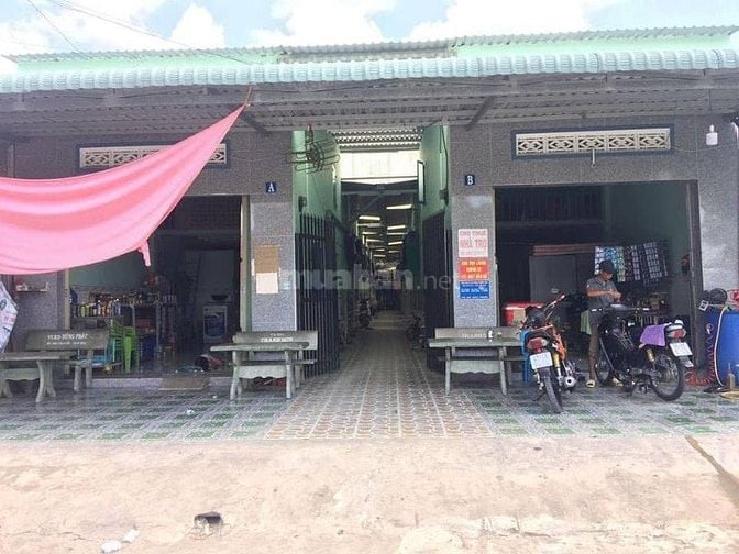 Chính chủ bán gấp dãy trọ 20 phòng 300m2 Ngay Chợ Bà Hom giá 900 triệu