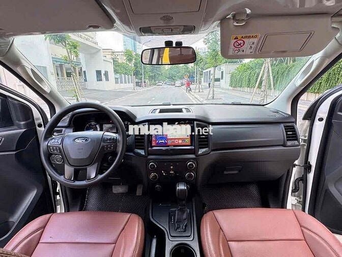 Ford Ranger XLS 2.2L 4x2 AT sx 2020 nhập khẩu