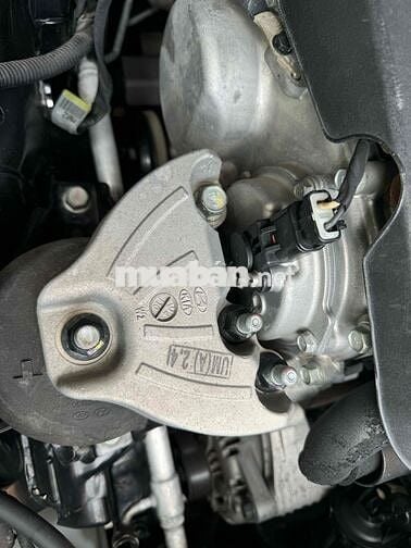 HYUNDAI SANTAFE 2.4 XĂNG TIÊU CHUẨN SX 2019