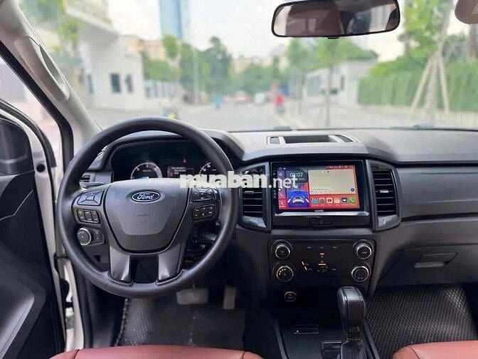 Ford Ranger XLS 2.2L 4x2 AT sx 2020 nhập khẩu