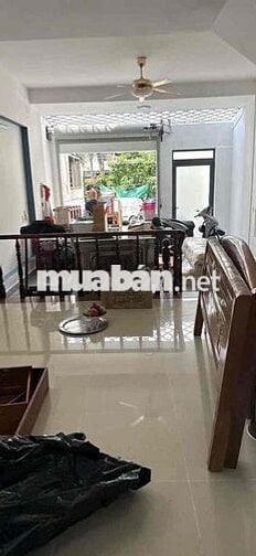 CHÍNH CHỦ BÁN NHÀ 3 LẦU ĐS 28 .6 TỶ 9