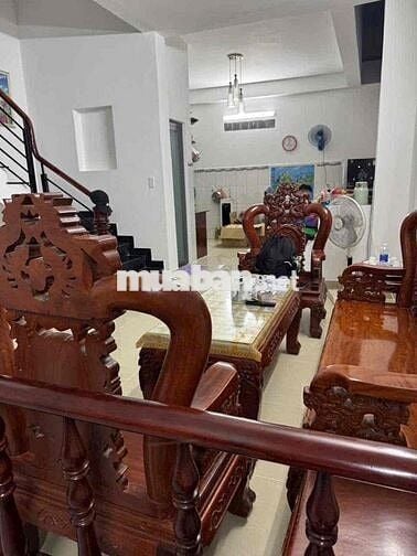 CHÍNH CHỦ BÁN NHÀ 3 LẦU ĐS 28 .6 TỶ 9