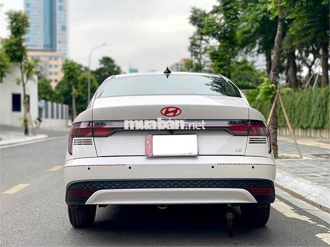 Accent 1.4AT đặc biệt model 2025  màu trắng