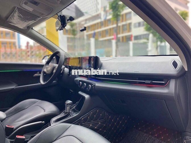Accent 1.4AT đặc biệt model 2025  màu trắng