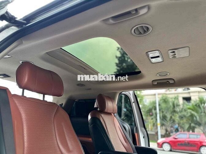 Kia Carnival 2022 2.2D Signature 7 ghế