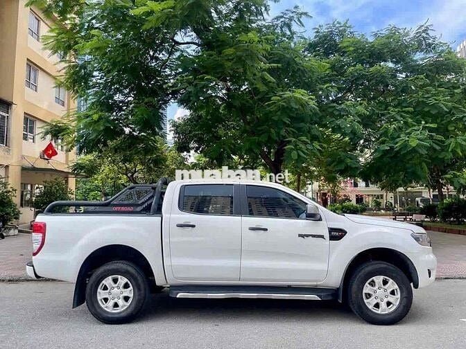 Ford Ranger XLS 2.2L 4x2 AT sx 2020 nhập khẩu