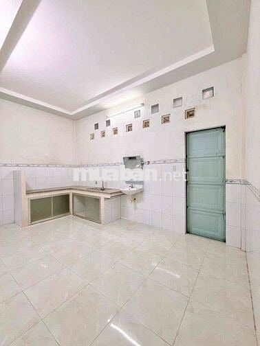nhà trệt lầu 3 phòng ngủ diện tích 5m x 15m giá 2 tỷ 490 triệu