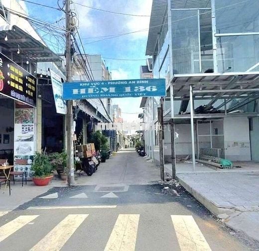 TRỤC CHÍNH - HẺM 136 HOÀNG QUỐC VIỆT