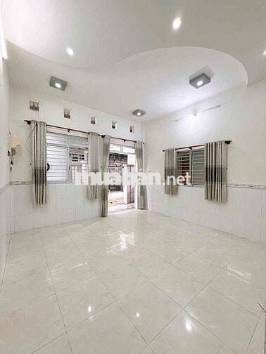 nhà trệt lầu 3 phòng ngủ diện tích 5m x 15m giá 2 tỷ 490 triệu