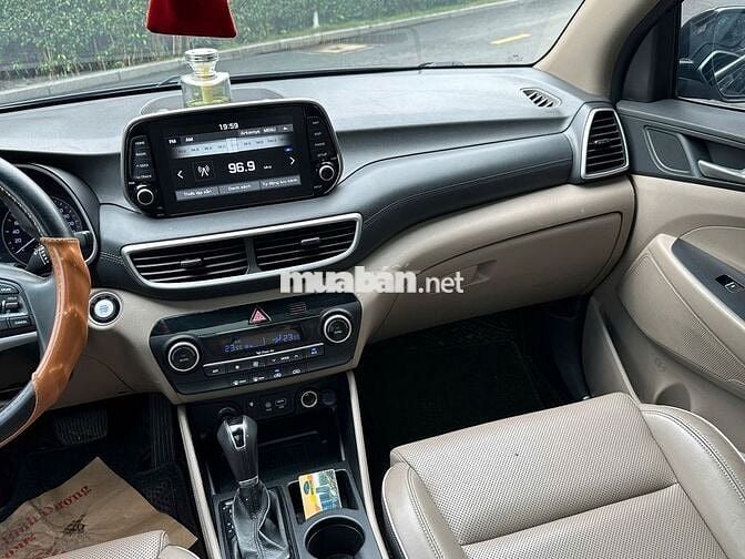 Hyundai Tucson 2.0 Đặc biệt 2020 - 72000 km