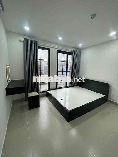 Cho Thuê Căn Hộ Studio Cửa Sổ Trời Lớn Thoáng Mát Ngay Trục Âu Cơ