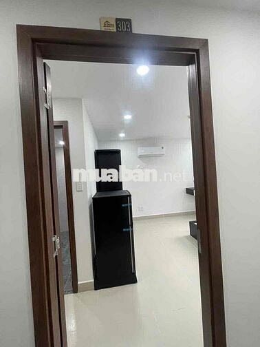 Cho Thuê Căn Hộ Studio Cửa Sổ Trời Lớn Thoáng Mát Ngay Trục Âu Cơ