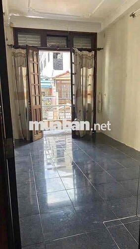 Cho Thuê Nhà Hẻm Xe Hơi Cách Mạng Tháng 8, Phường 7, Tân Bình