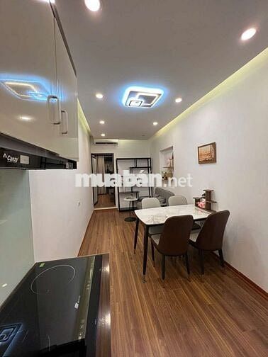 NHÀ TẬP THỂ SỔ ĐỎ GIÁ 2 TỶ , HIẾM CÓ , HỘ KHẨU HAI BÀ NHÀ TẬP THỂ SỔ ĐỎ GIÁ 2 TỶ , HIẾM CÓ , HỘ KHẨU HAI BÀ