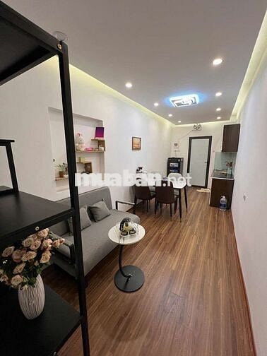 NHÀ TẬP THỂ SỔ ĐỎ GIÁ 2 TỶ , HIẾM CÓ , HỘ KHẨU HAI BÀ NHÀ TẬP THỂ SỔ ĐỎ GIÁ 2 TỶ , HIẾM CÓ , HỘ KHẨU HAI BÀ