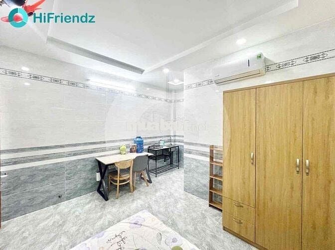 CHO THUÊ STUDIO FULL NỘI THẤT TOÀ SIÊU SANG THANG MÁY NGAY HƯƠNG LỘ 2