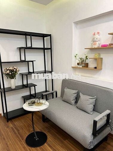 NHÀ TẬP THỂ SỔ ĐỎ GIÁ 2 TỶ , HIẾM CÓ , HỘ KHẨU HAI BÀ NHÀ TẬP THỂ SỔ ĐỎ GIÁ 2 TỶ , HIẾM CÓ , HỘ KHẨU HAI BÀ