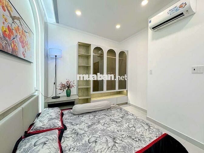 Nhà  Hoàng Trọng Mậu, Quận 7, 63m2, 2 tầng, Sổ Hồng Riêng, giá 6.3 tỷ