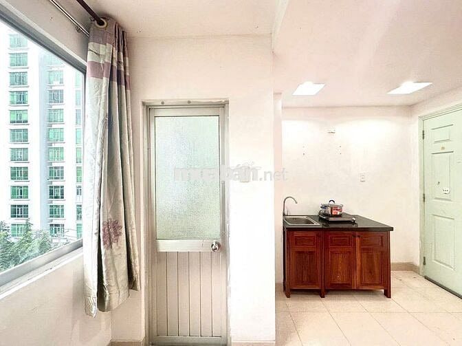 Phòng Đón Nắng Full Nội Thất Gần Lottemart Quận 7