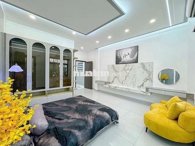 Nhà  Hoàng Trọng Mậu, Quận 7, 63m2, 2 tầng, Sổ Hồng Riêng, giá 6.3 tỷ