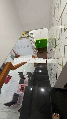 Ket tiền bán gấp căn nhà siêu hiếm bình tân