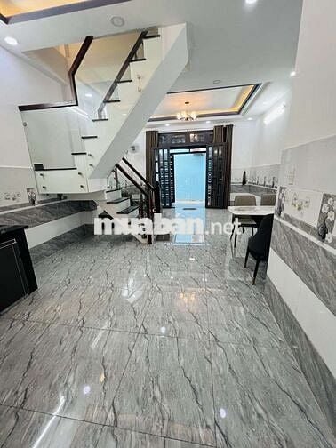 Nhà Lâm Văn Bền, Quận 7, 48m2, 2 tầng, Sổ Hồng Riêng, giá 5.3 tỷ