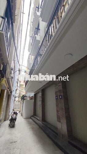 Bá.n nhà Lạc Long Quân, DT35m2, 6 tầng, thang máy, ngõ thông (12.8 tỷ) Bá.n nhà Lạc Long Quân, DT35m2, 6 tầng, thang máy, ngõ thông (12.8 tỷ)