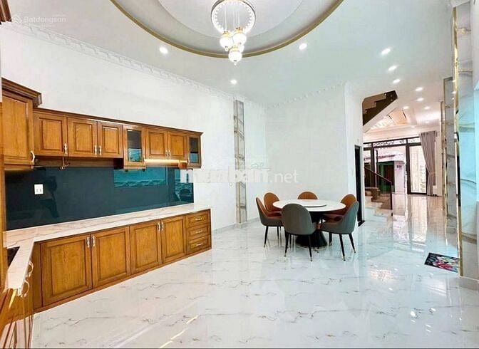 bán gấp liền căn nhà 55,7m2 ngay tại Hoa Hưng_Q10.cho thuê tốt 19tr