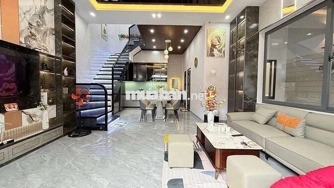 Bán nhà đường Bàn Cờ _Q3. hẻm xe hơi 6M. đang có hợp đồng thuê 700USD