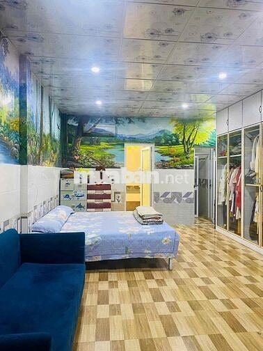 Nhà mặt tiền đường 605, đường 25m, lề 3,5m, dt đất 110m2, 220m sàn