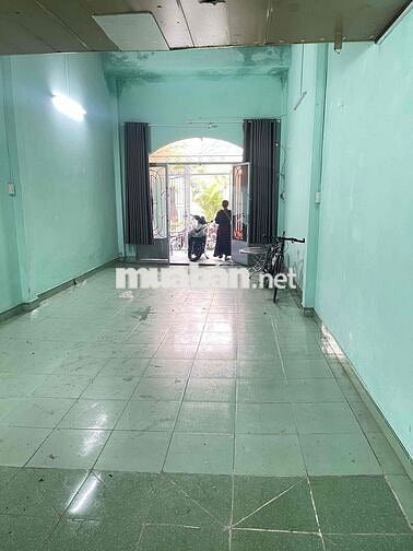 cho thuê nhà nguyên căn trệt lửng dt 4x20