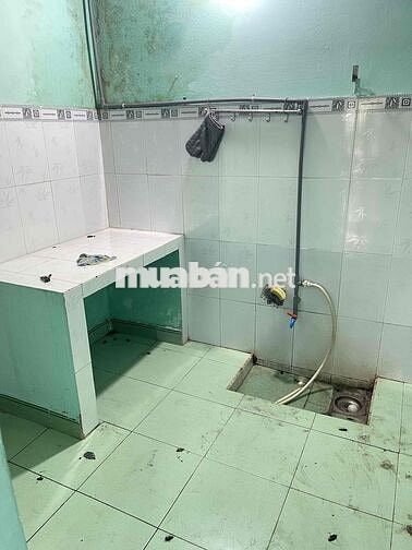 cho thuê nhà nguyên căn trệt lửng dt 4x20