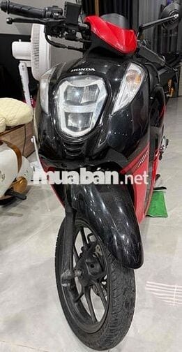 Nhà dư xe k dùng nên bán đỡ chât
